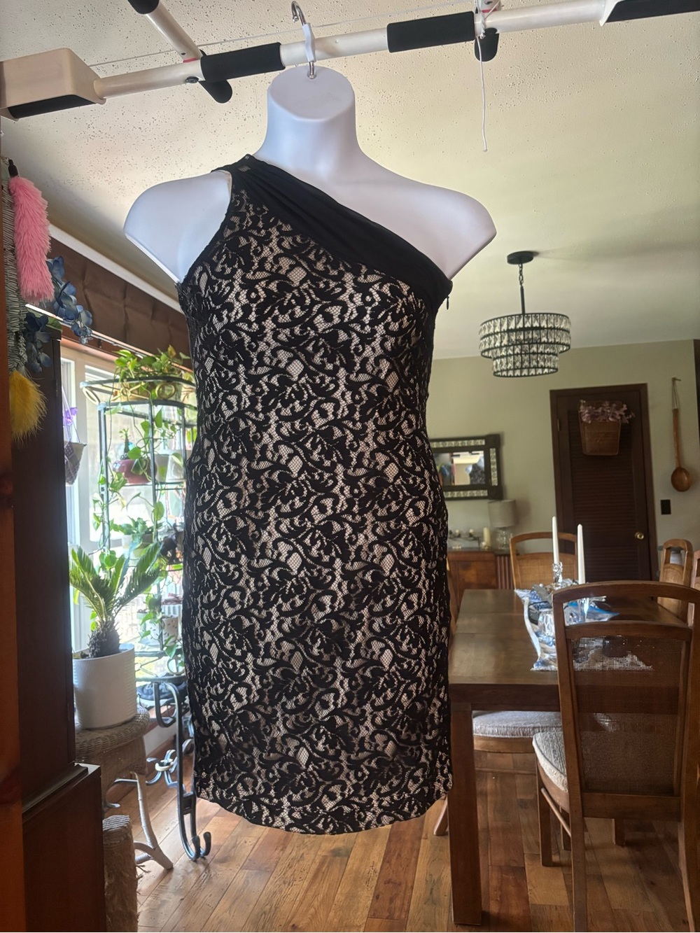 The Limited Women’s One-Shoulder Black Lace Overlay Dress Size 2